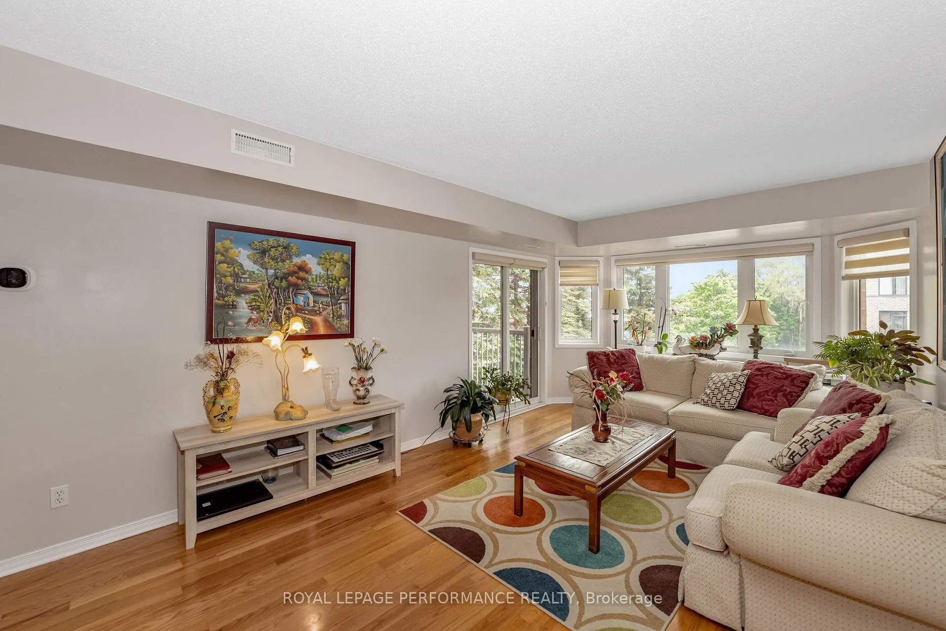 Photo 8 of Unit 203, 1921 St Joseph Boulevard, Ottawa, Convent Glen South — HOMEH