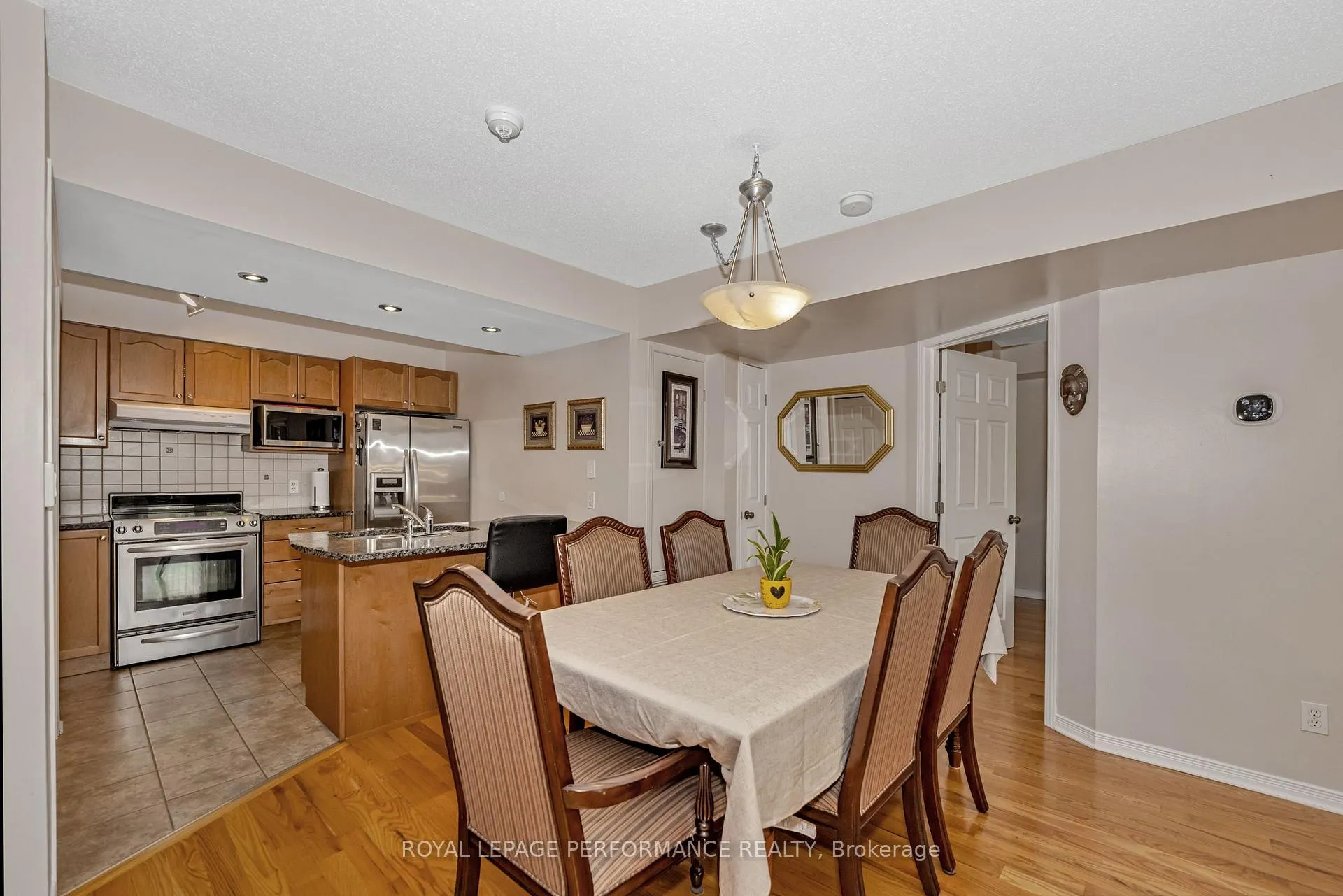 Photo 10 of Unit 203, 1921 St Joseph Boulevard, Ottawa, Convent Glen South — HOMEH