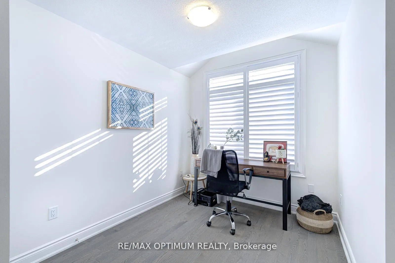 Photo 28 of 22 Fordham Road, Brampton, Bram West — HOMEH