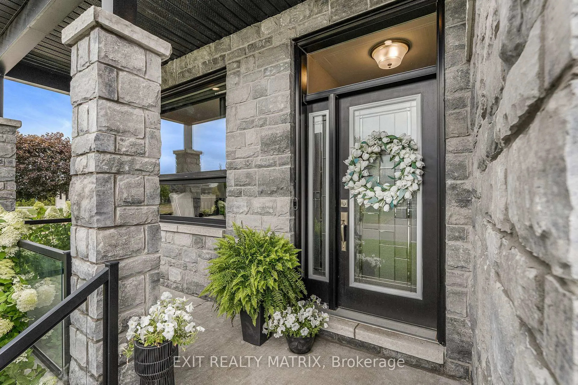 Photo 3 of 56 Nancy Street, Russell, Embrun — HOMEH
