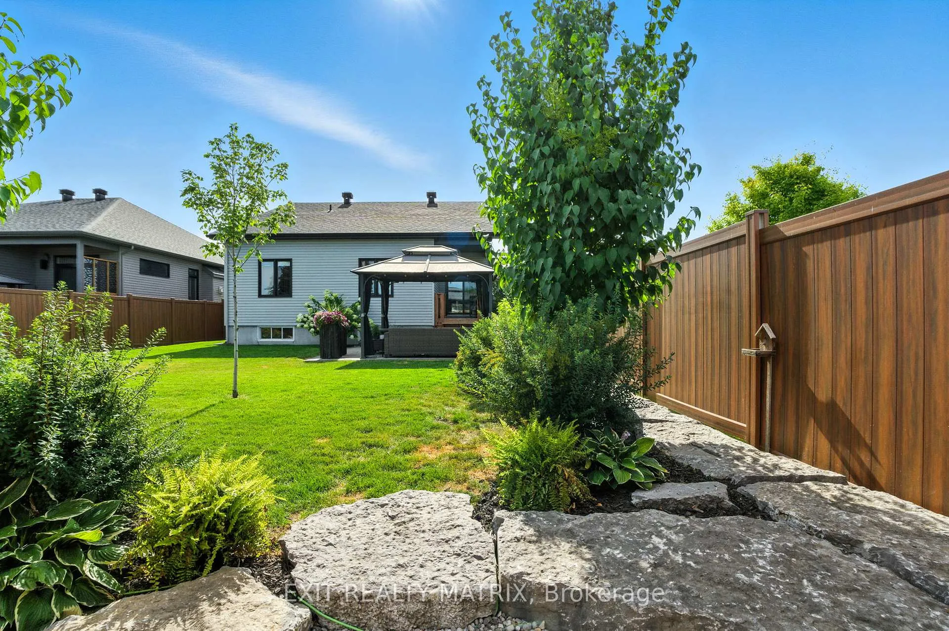 Photo 18 of 56 Nancy Street, Russell, Embrun — HOMEH
