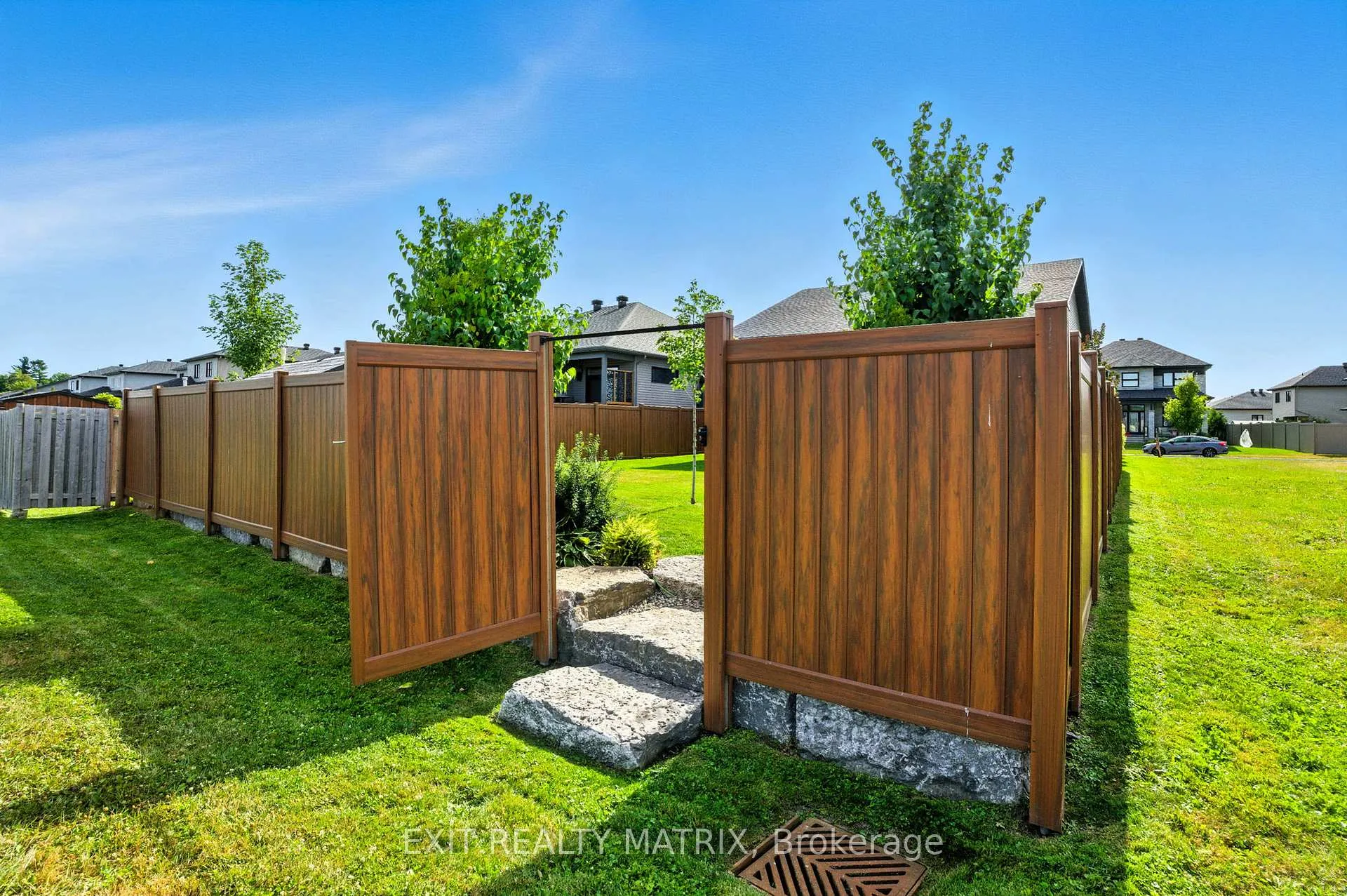 Photo 22 of 56 Nancy Street, Russell, Embrun — HOMEH