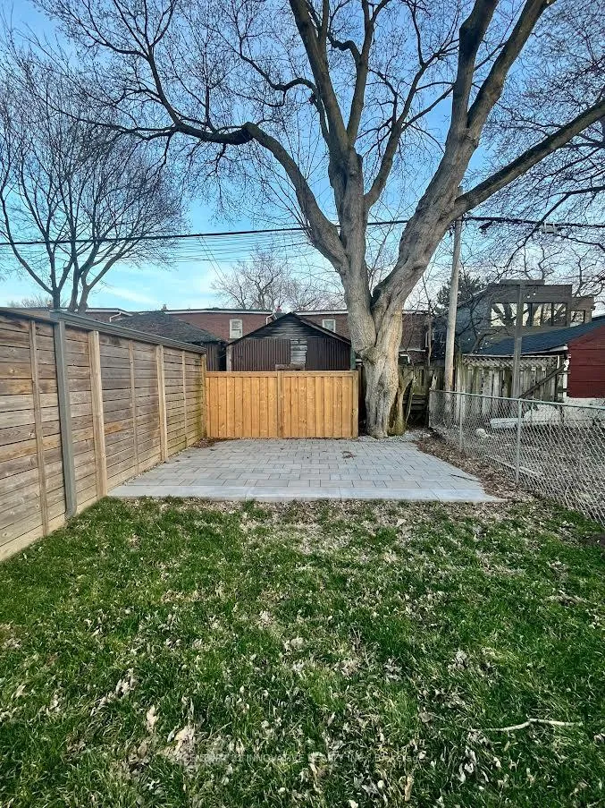 Photo 6 of 371 Milverton Boulevard, Toronto, Danforth Village-East York — HOMEH