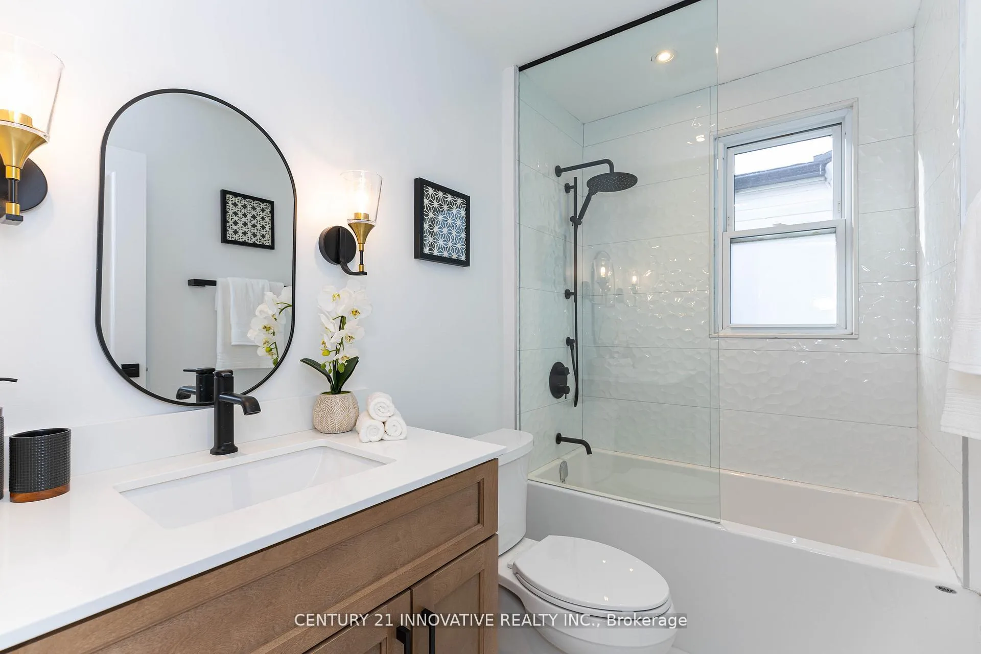 Photo 10 of 371 Milverton Boulevard, Toronto, Danforth Village-East York — HOMEH