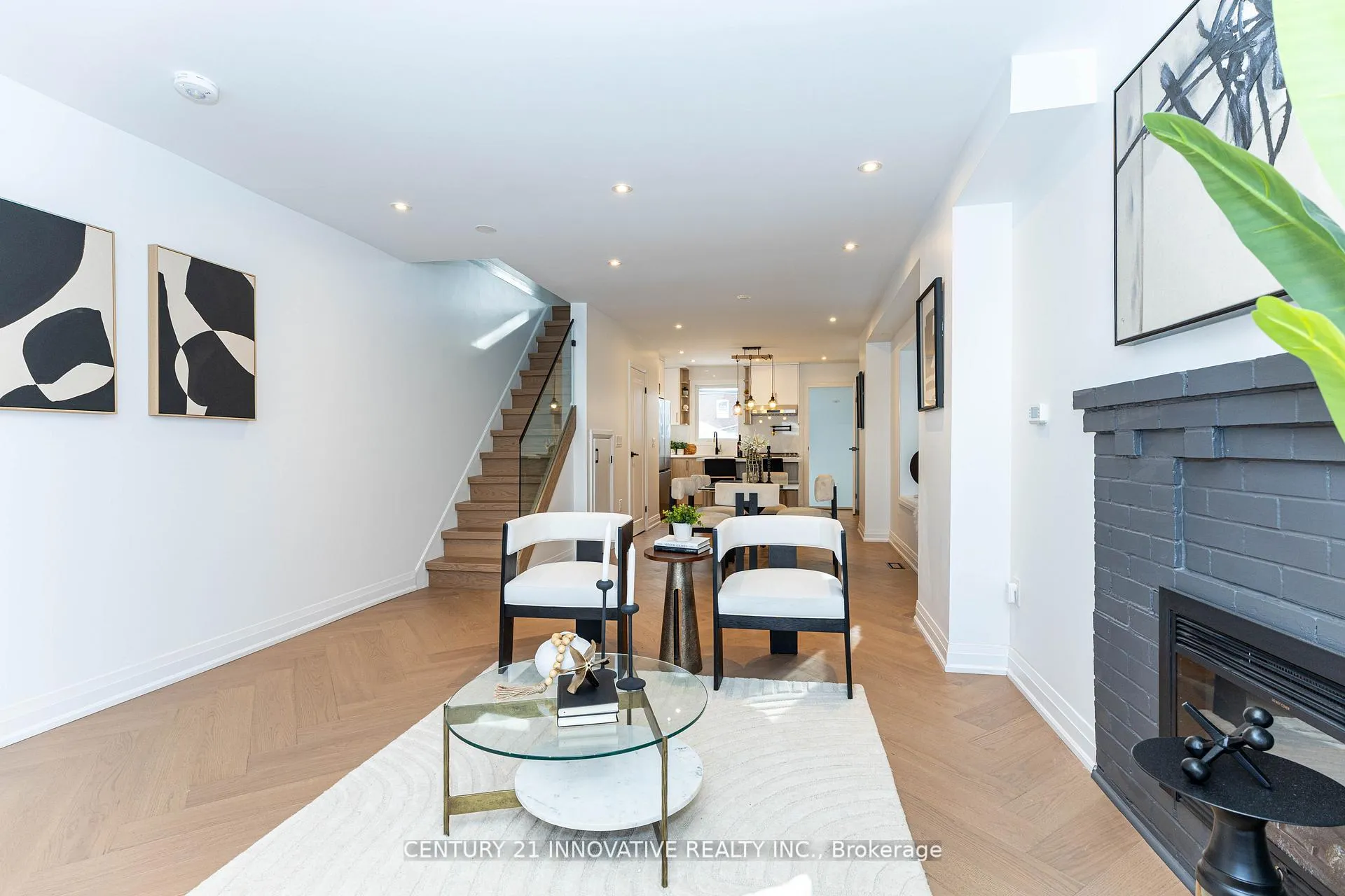 Photo 15 of 371 Milverton Boulevard, Toronto, Danforth Village-East York — HOMEH
