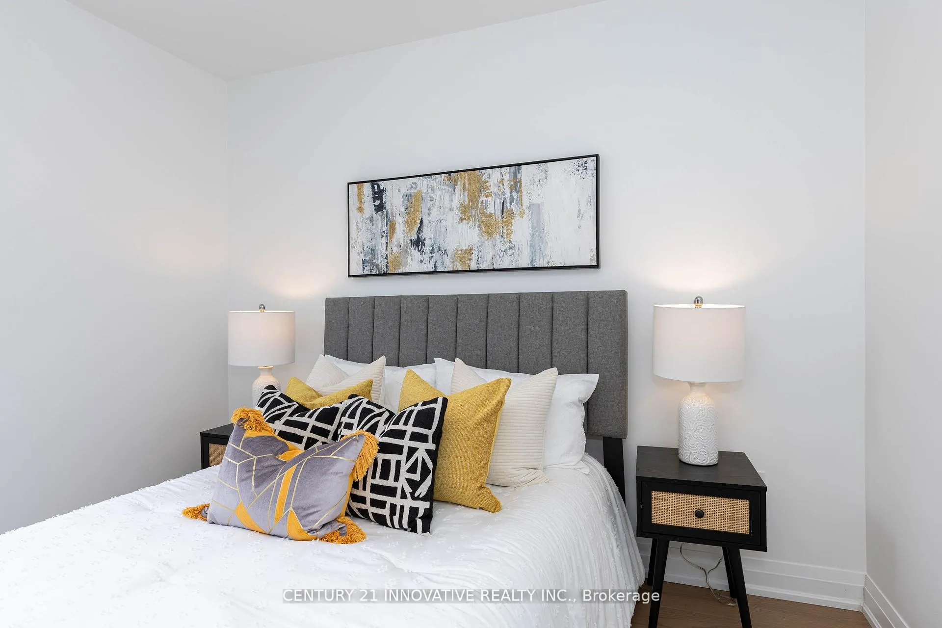 Photo 25 of 371 Milverton Boulevard, Toronto, Danforth Village-East York — HOMEH