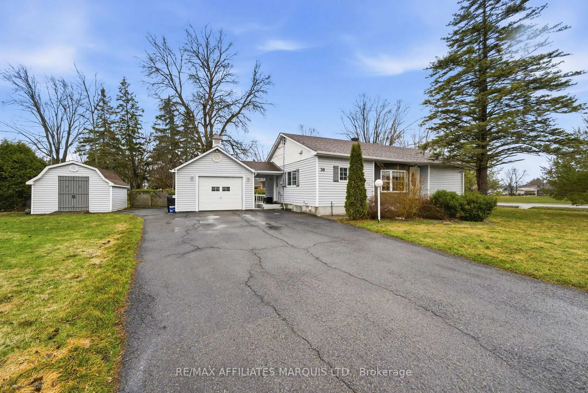 Photo 2 of 36 Maple Street, South Stormont, Ingleside — HOMEH