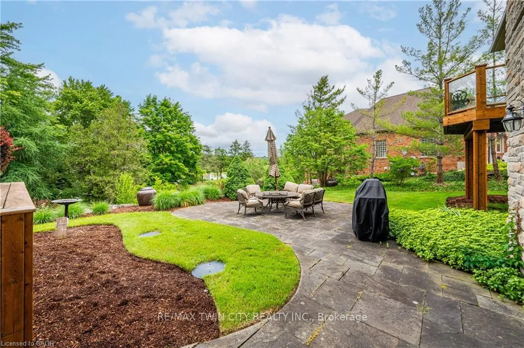 Photo 6 of 338 River Oak Place, Waterloo — HOMEH