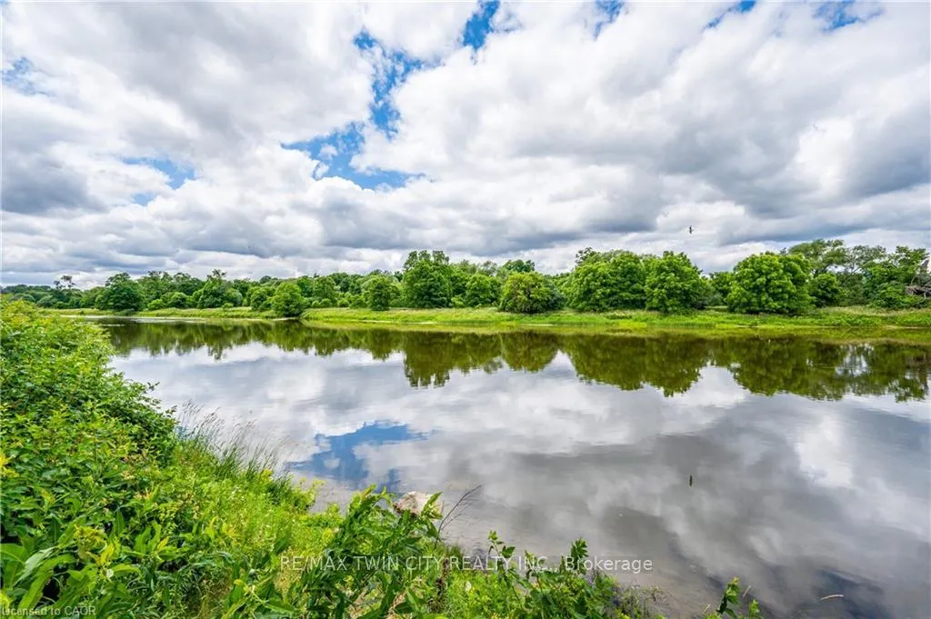 Photo 7 of 338 River Oak Place, Waterloo — HOMEH