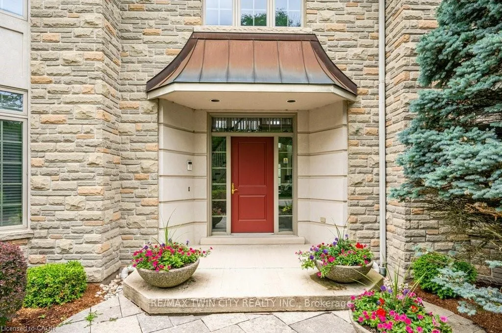 Photo 8 of 338 River Oak Place, Waterloo — HOMEH