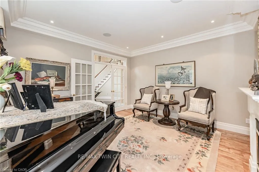 Photo 18 of 338 River Oak Place, Waterloo — HOMEH