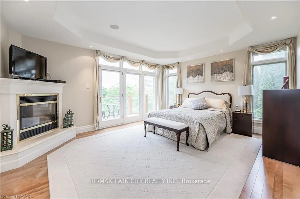 Photo 21 of 338 River Oak Place, Waterloo — HOMEH