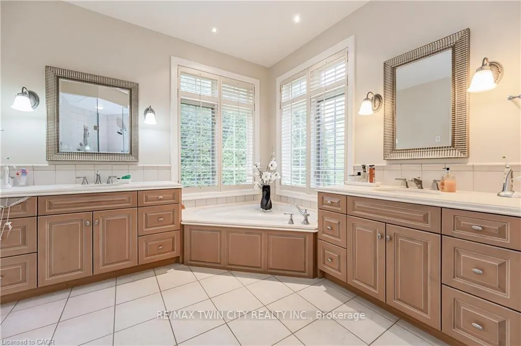 Photo 22 of 338 River Oak Place, Waterloo — HOMEH