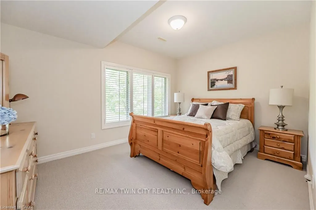 Photo 36 of 338 River Oak Place, Waterloo — HOMEH