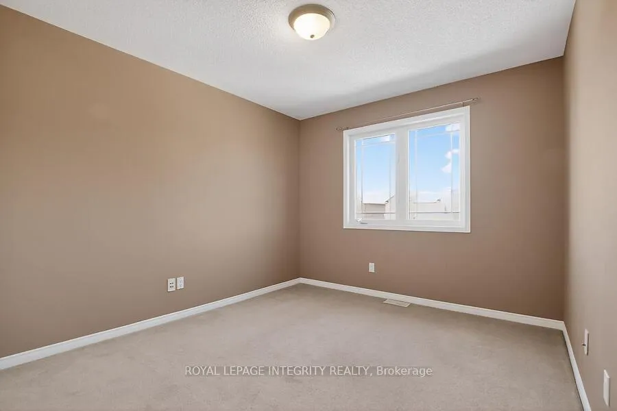 Photo 19 of 672 Pepperville Crescent E, Ottawa, Kanata - Emerald Meadows/Trailwest — HOMEH