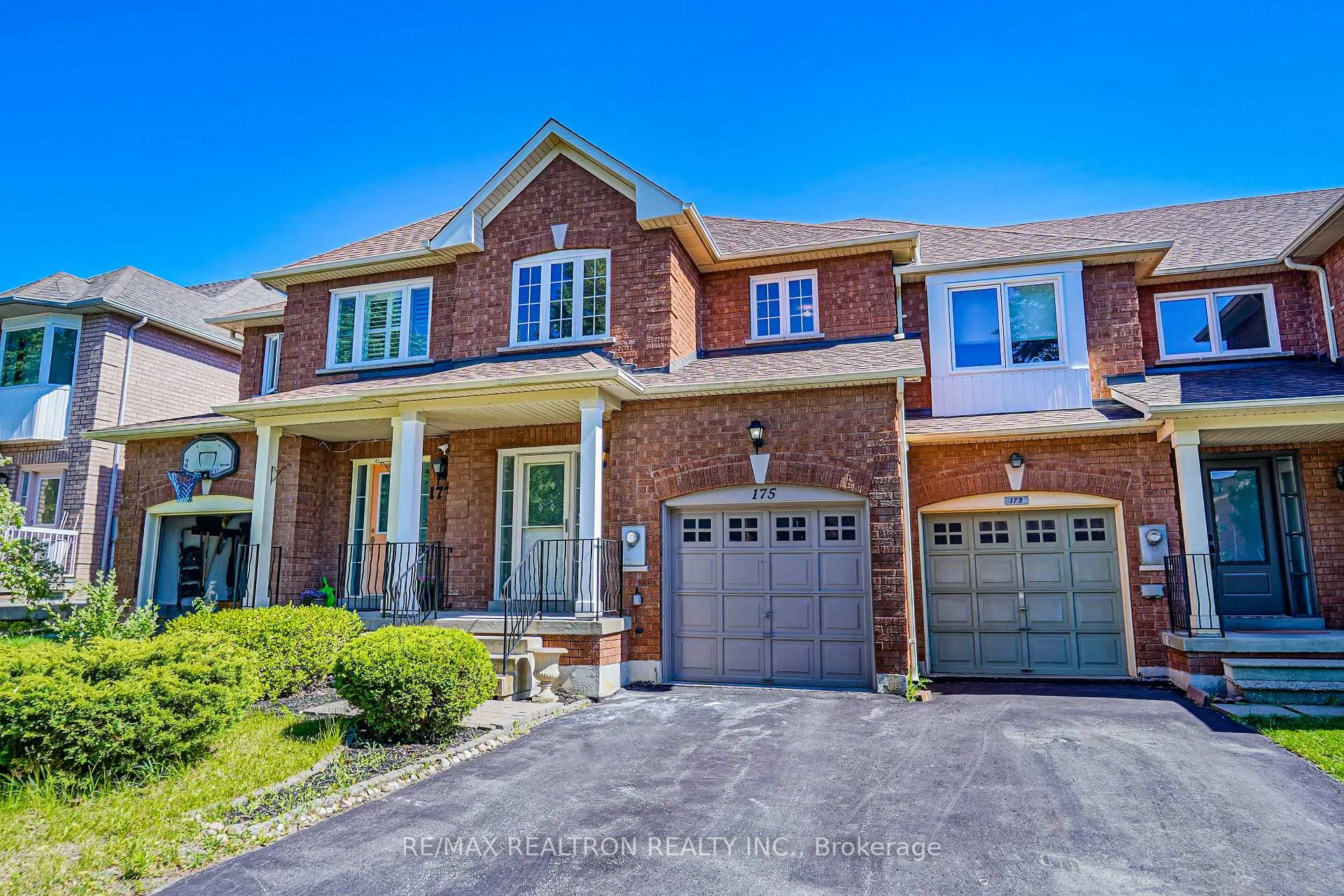 Photo 1 of 175 Trail Ridge Lane, Markham, Berczy — HOMEH