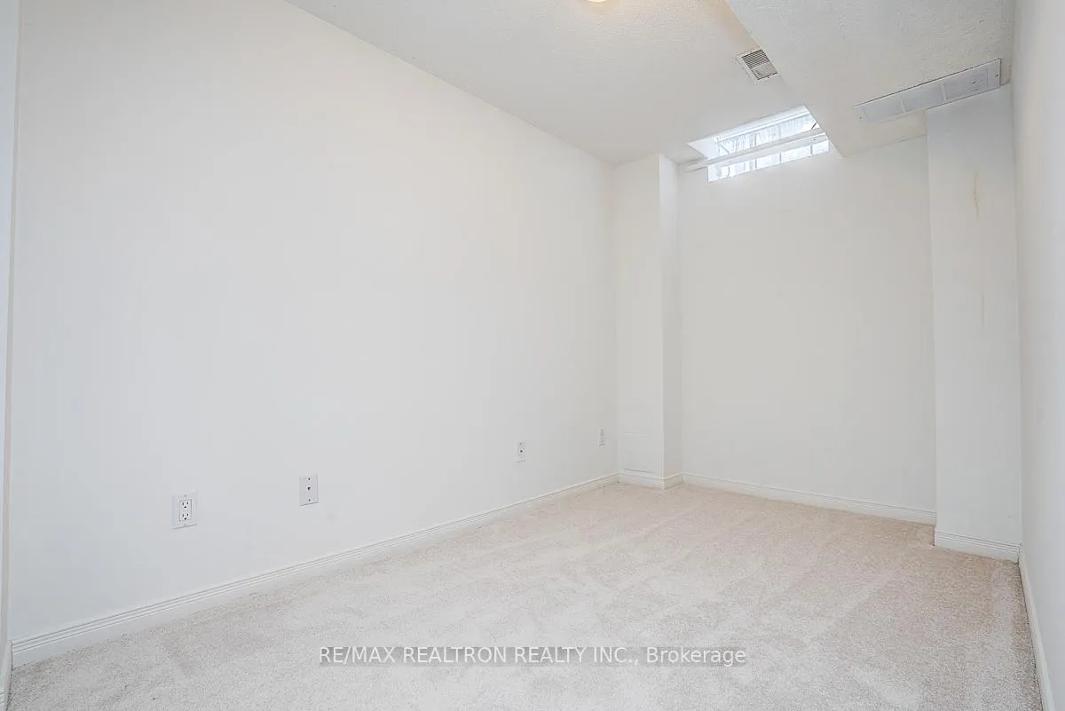 Photo 39 of 175 Trail Ridge Lane, Markham, Berczy — HOMEH