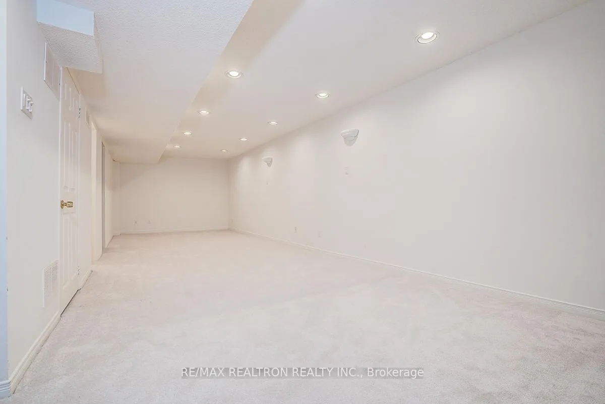 Photo 41 of 175 Trail Ridge Lane, Markham, Berczy — HOMEH