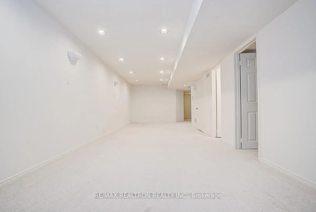 Photo 42 of 175 Trail Ridge Lane, Markham, Berczy — HOMEH