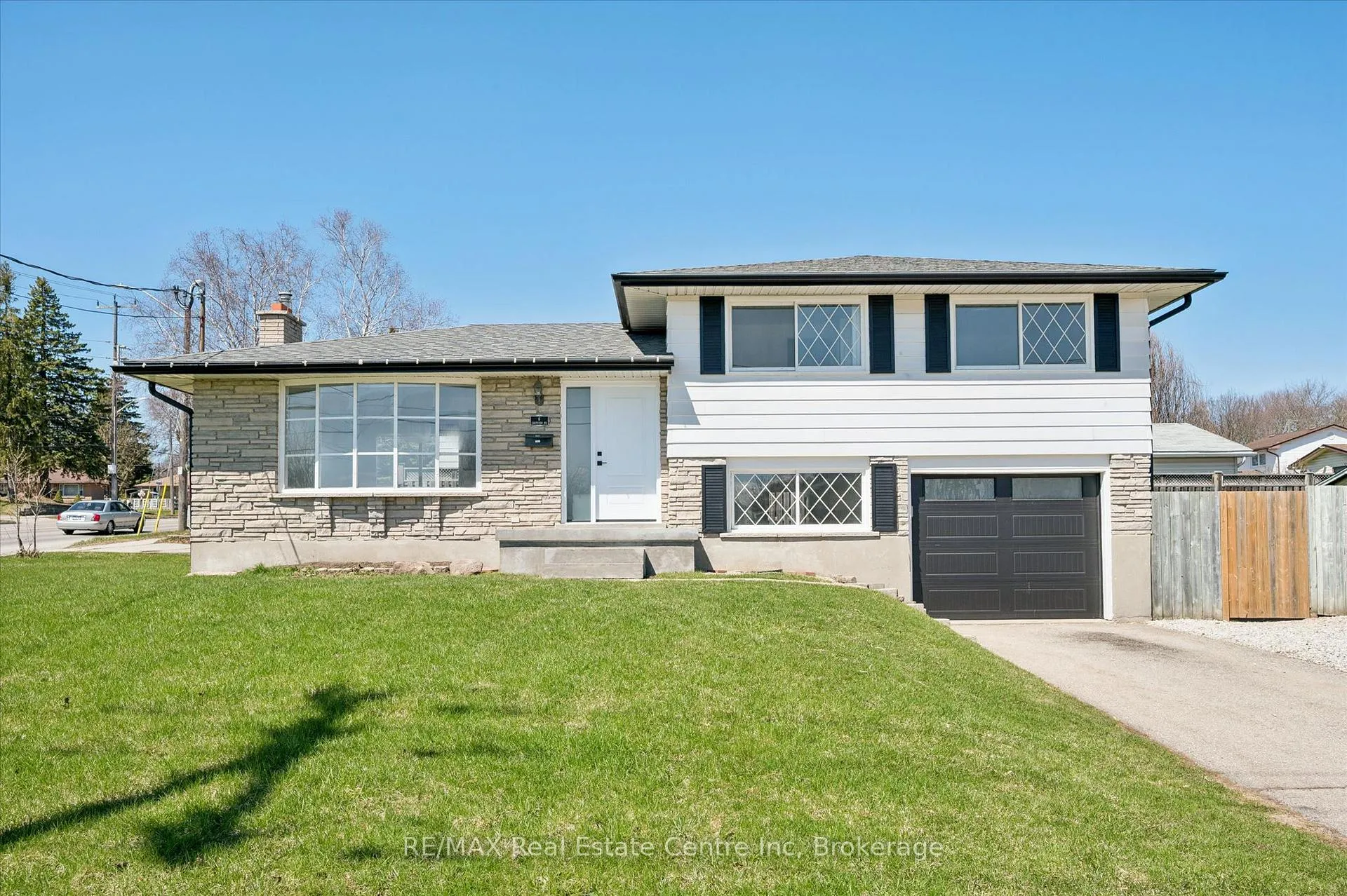 Photo 1 of 6 Eastview Road, Guelph, Grange Road — HOMEH