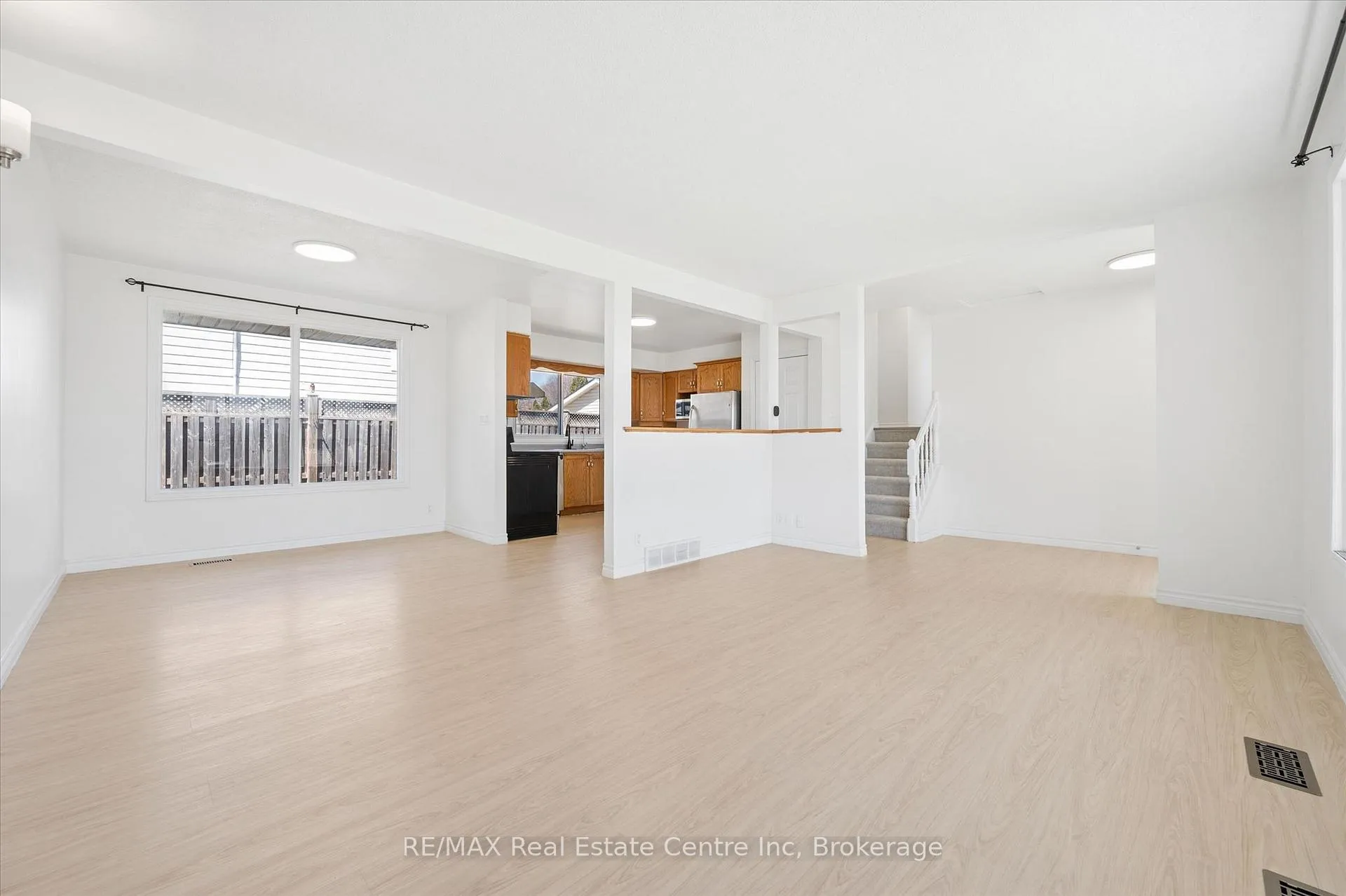 Photo 11 of 6 Eastview Road, Guelph, Grange Road — HOMEH