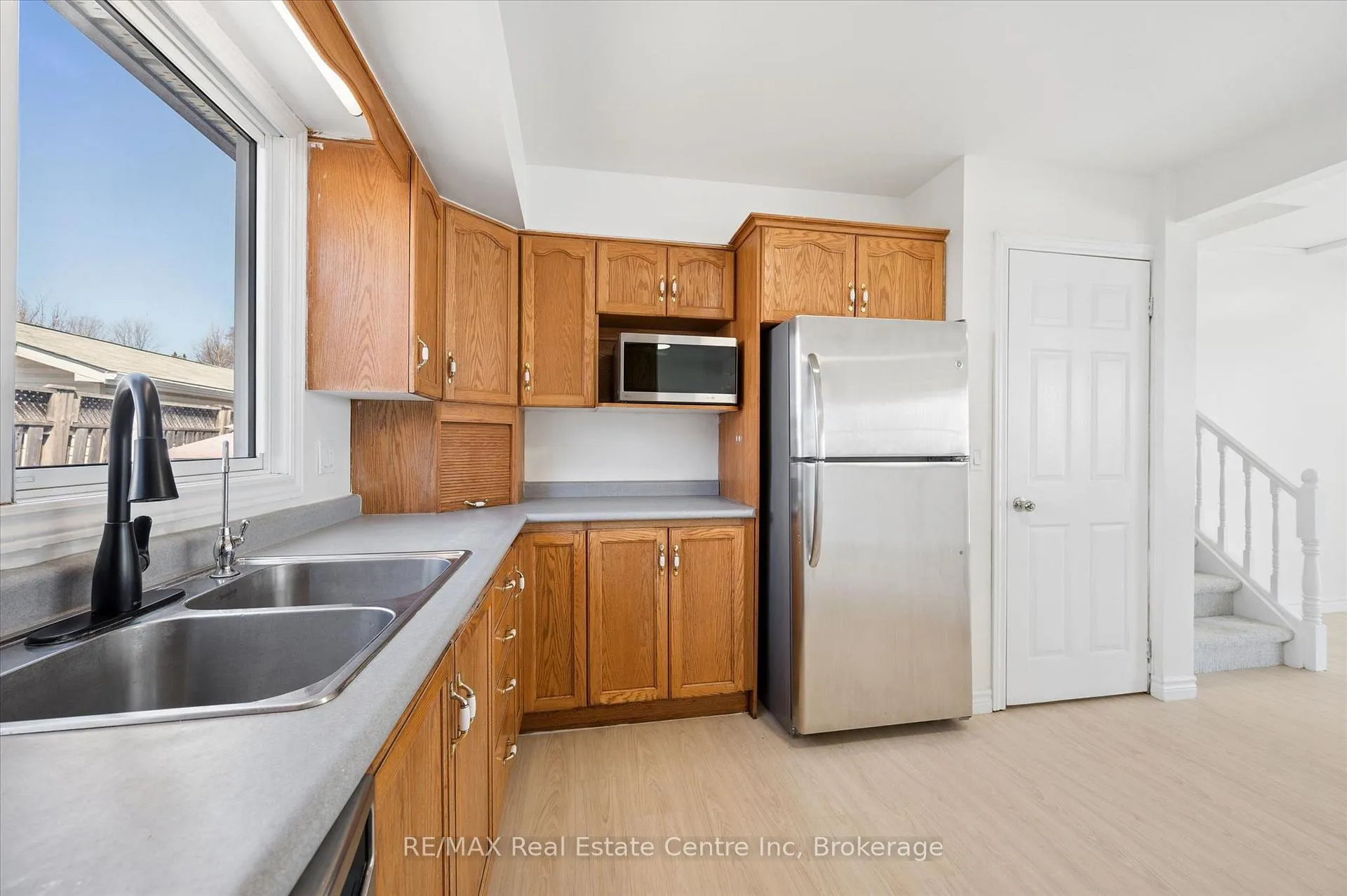 Photo 18 of 6 Eastview Road, Guelph, Grange Road — HOMEH
