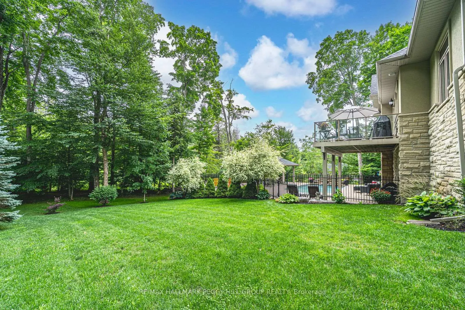 Photo 27 of 32 Gallagher Crescent, Springwater, Midhurst — HOMEH