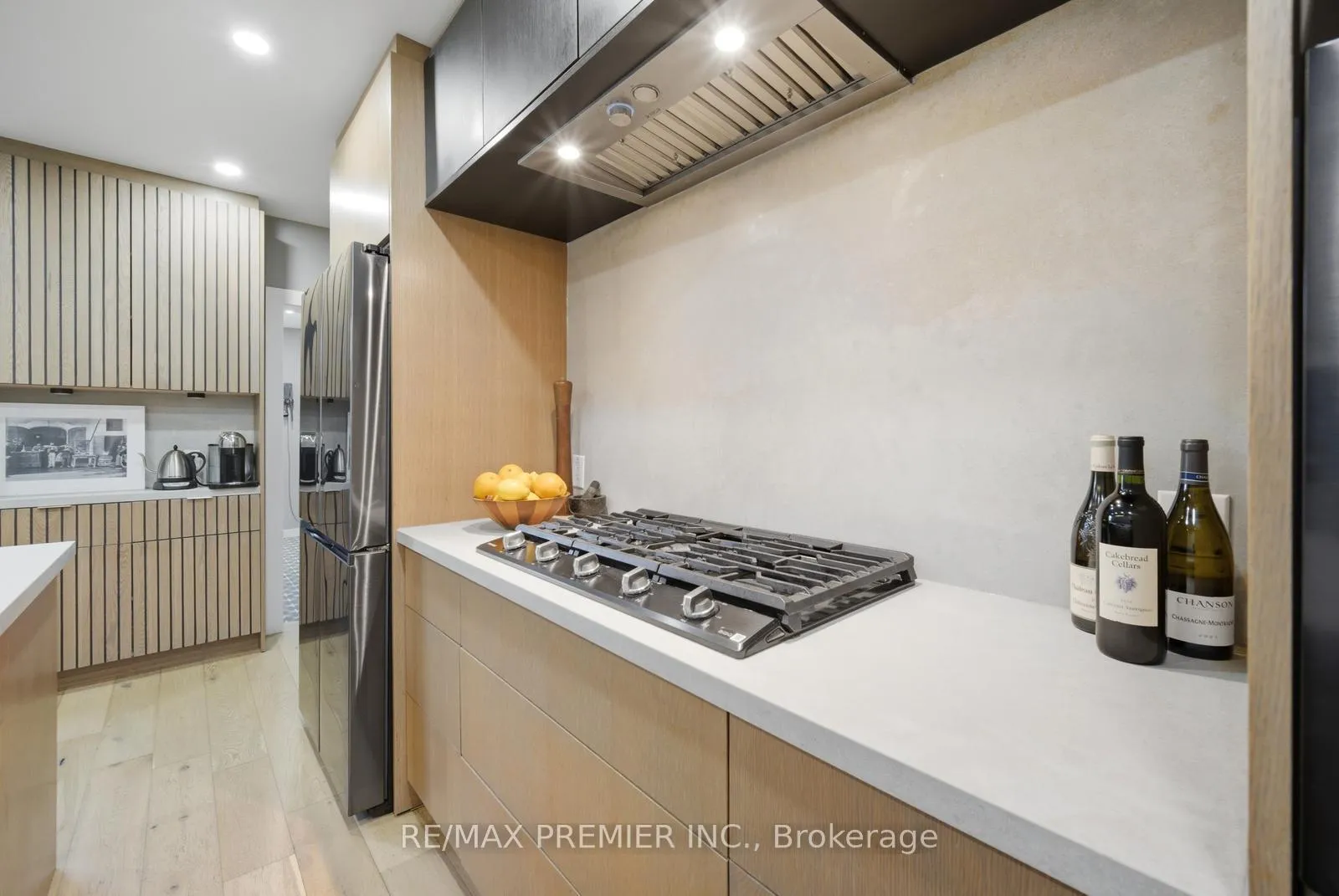 Photo 12 of 127 Ascot Avenue, Toronto, Corso Italia-Davenport — HOMEH