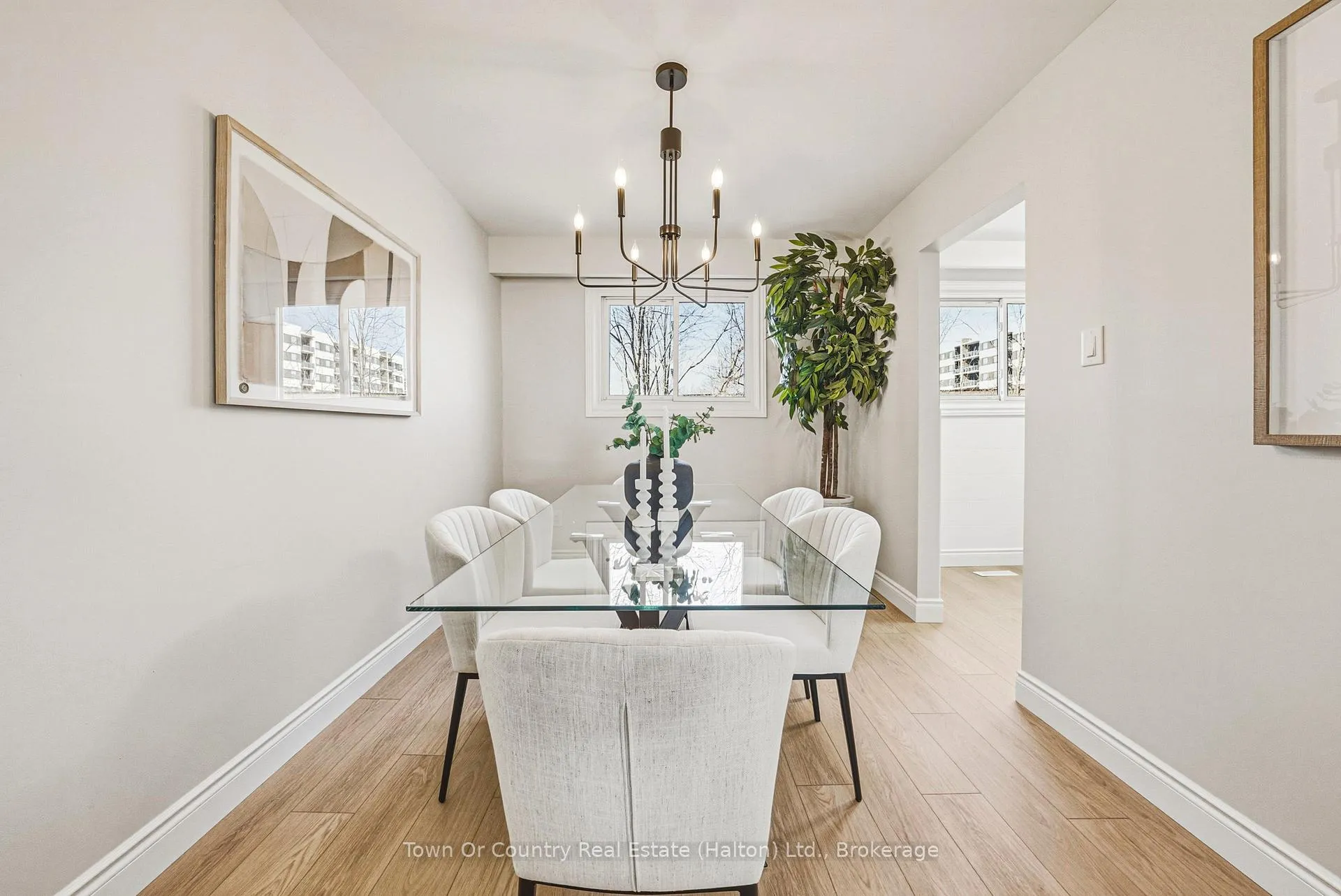 Photo 3 of Unit 2, 64 Bronte Street S, Milton, Old Milton — HOMEH