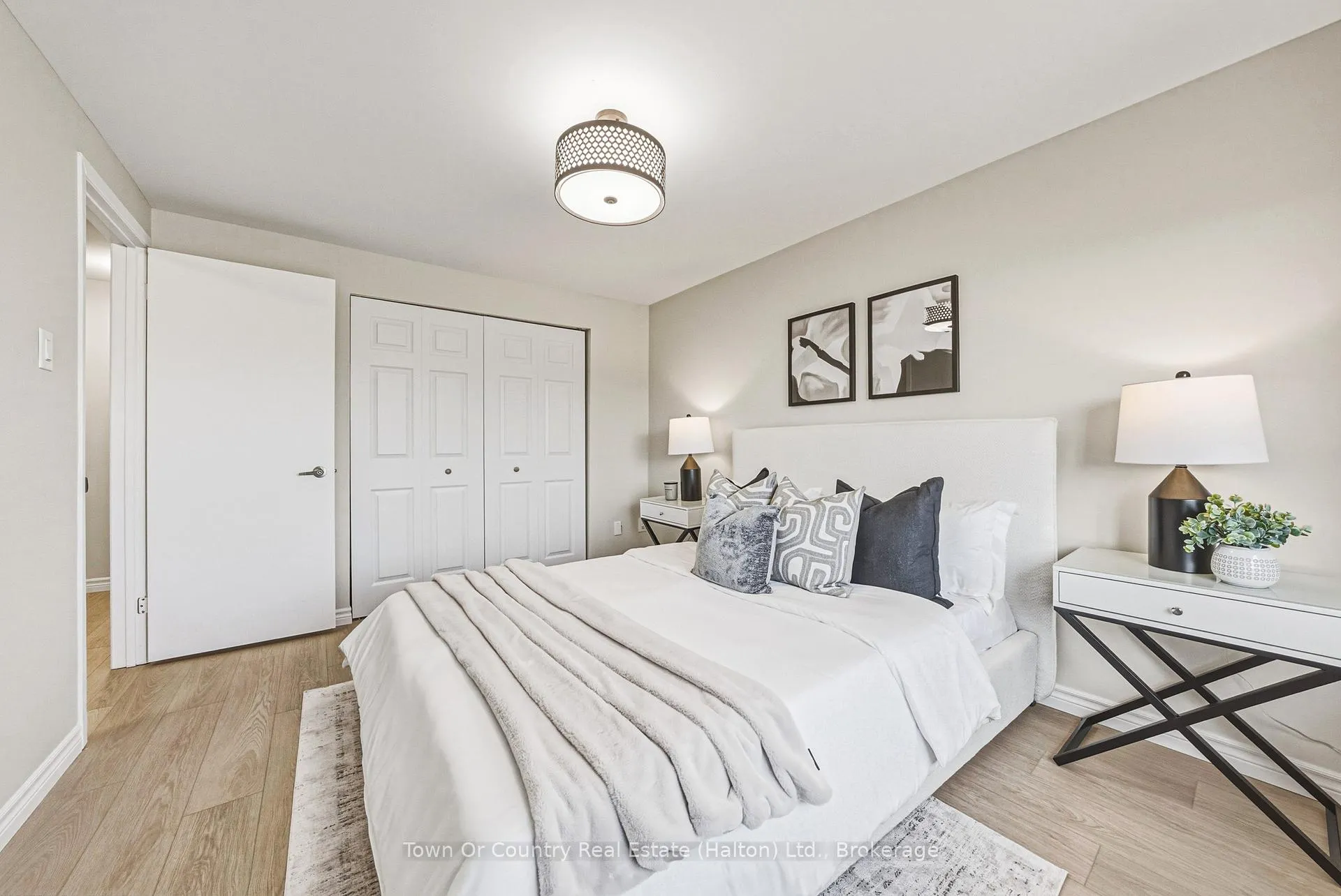 Photo 11 of Unit 2, 64 Bronte Street S, Milton, Old Milton — HOMEH