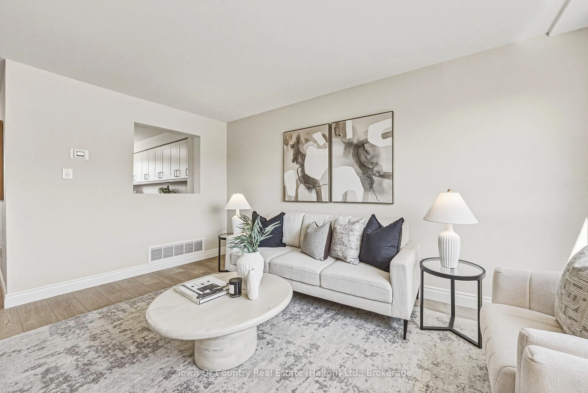 Photo 21 of Unit 2, 64 Bronte Street S, Milton, Old Milton — HOMEH