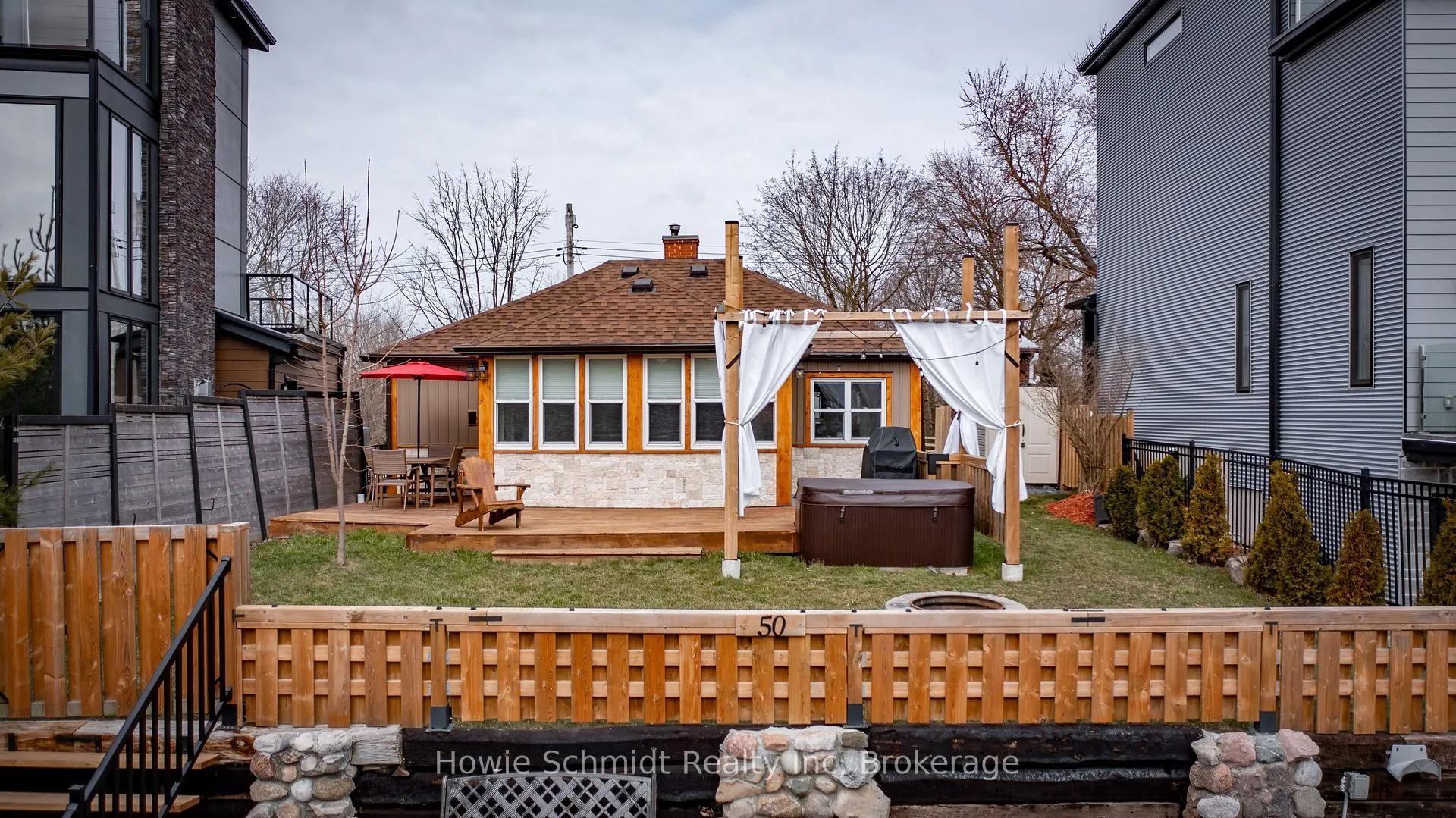Photo 21 of 50 Holly Trail, Puslinch, Puslinch Lake Settlement Areas — HOMEH