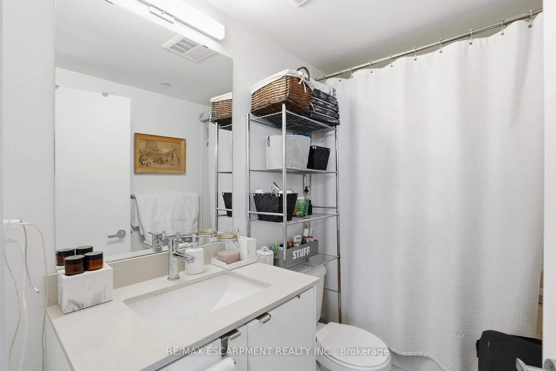 Photo 15 of Unit A814, 3210 Dakota Common, Burlington, Alton — HOMEH