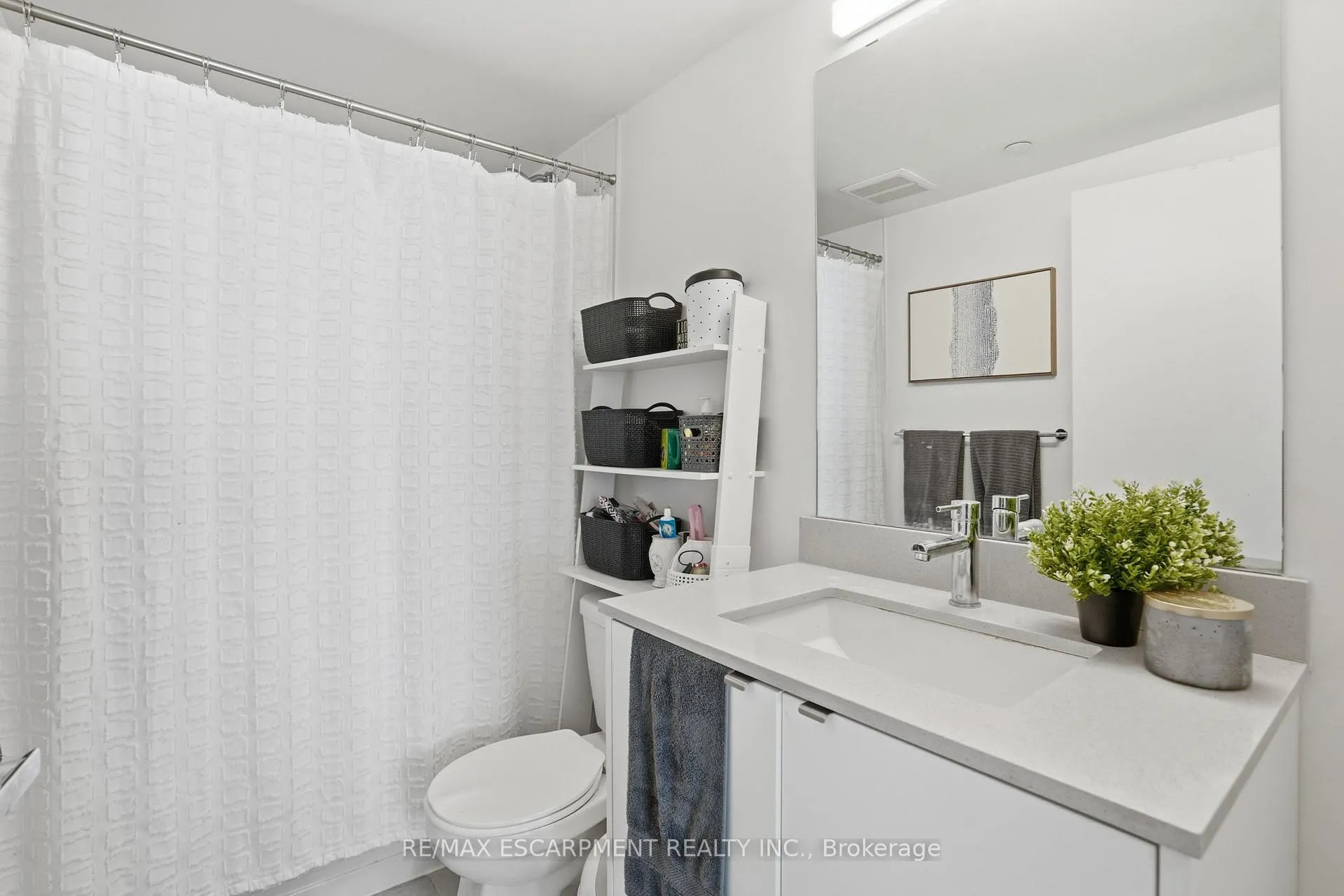 Photo 20 of Unit A814, 3210 Dakota Common, Burlington, Alton — HOMEH
