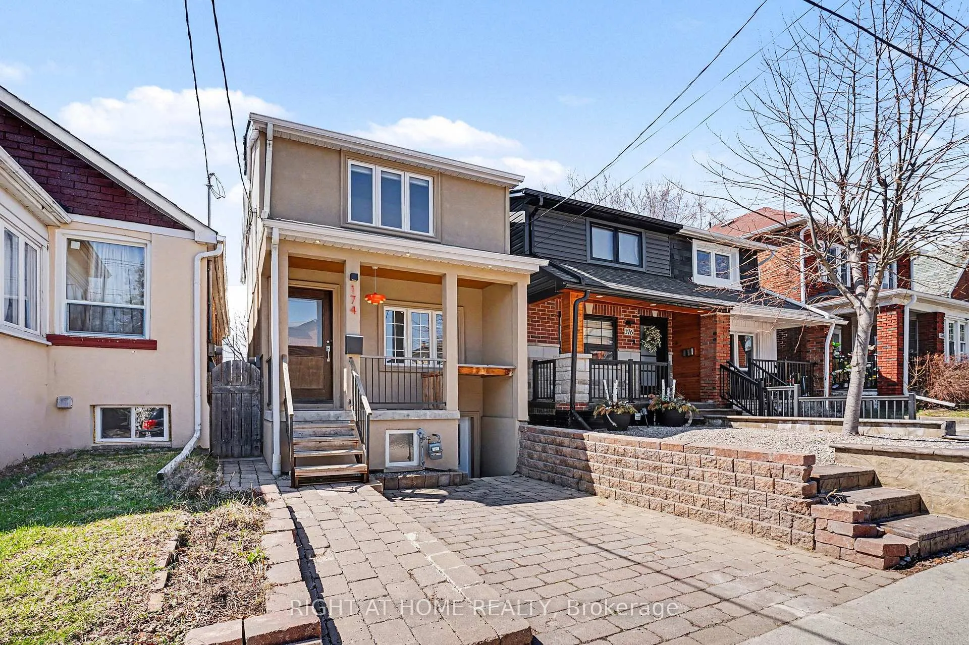 Front of 174 Rosethorn Avenue