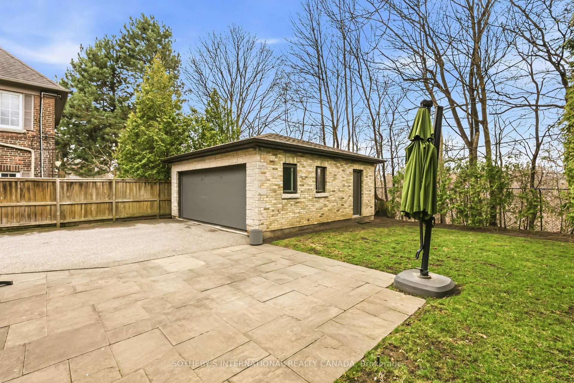 Photo 2 of 12 Highland Crescent, Toronto, Rosedale-Moore Park — HOMEH