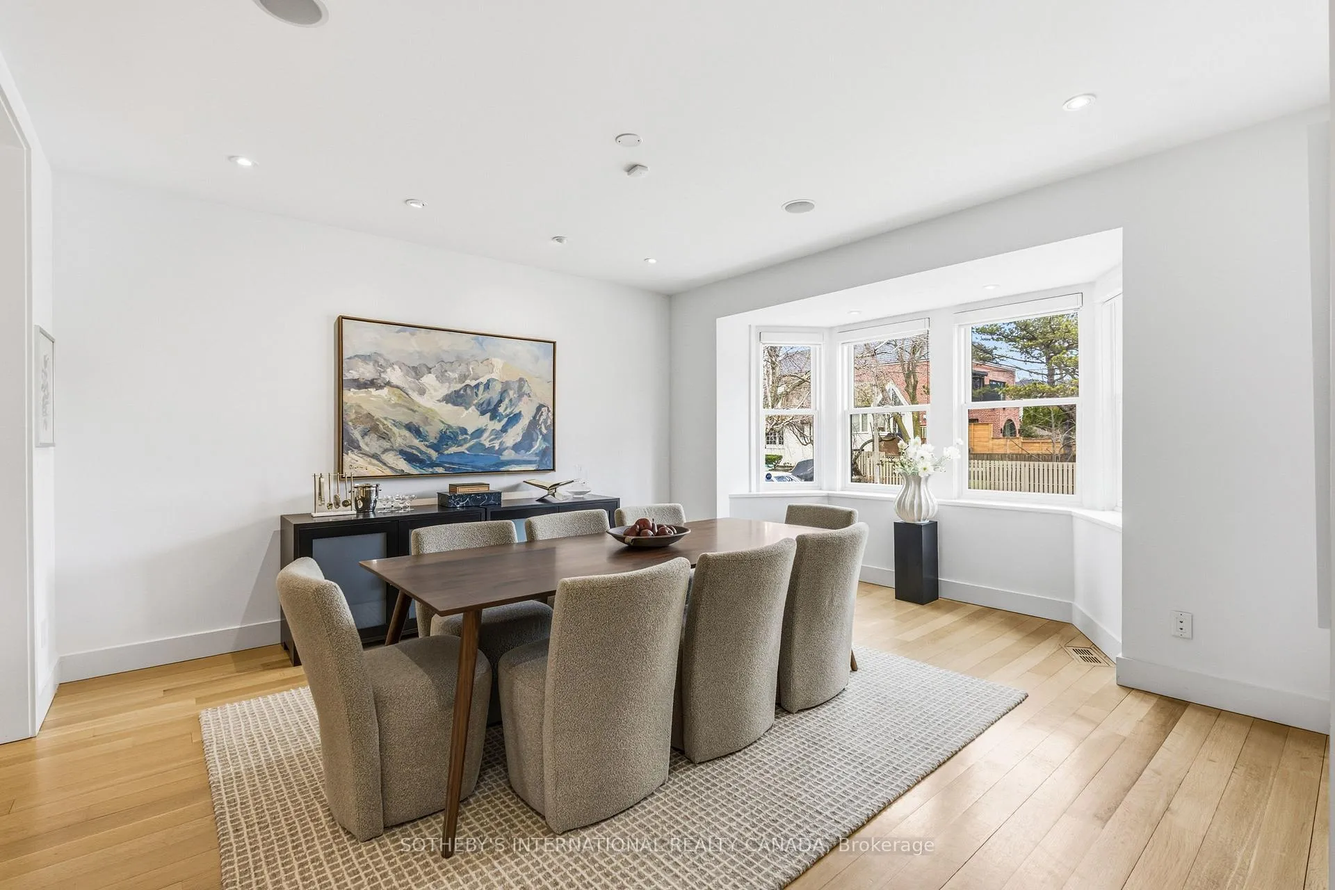 Photo 5 of 12 Highland Crescent, Toronto, Rosedale-Moore Park — HOMEH