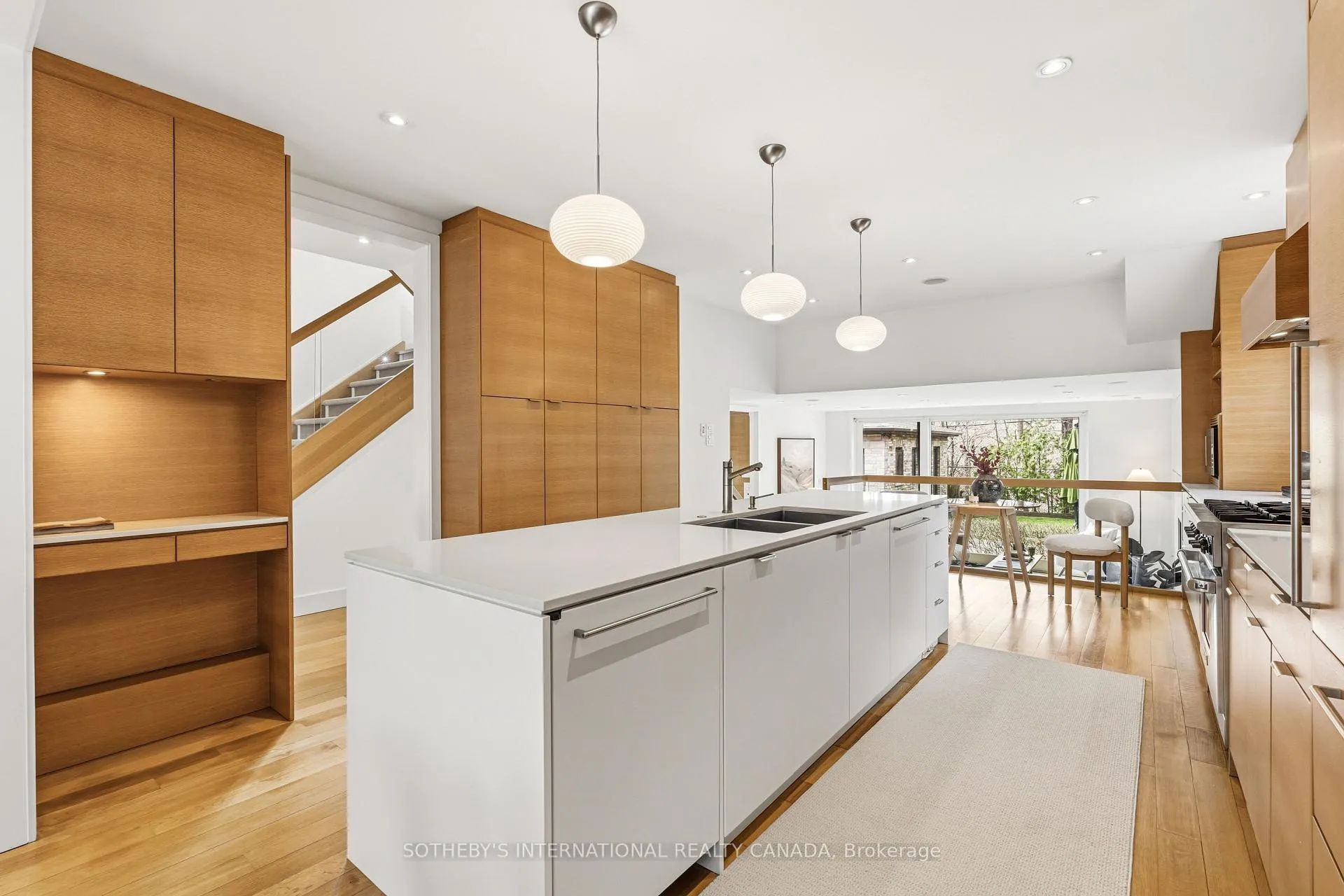 Photo 9 of 12 Highland Crescent, Toronto, Rosedale-Moore Park — HOMEH