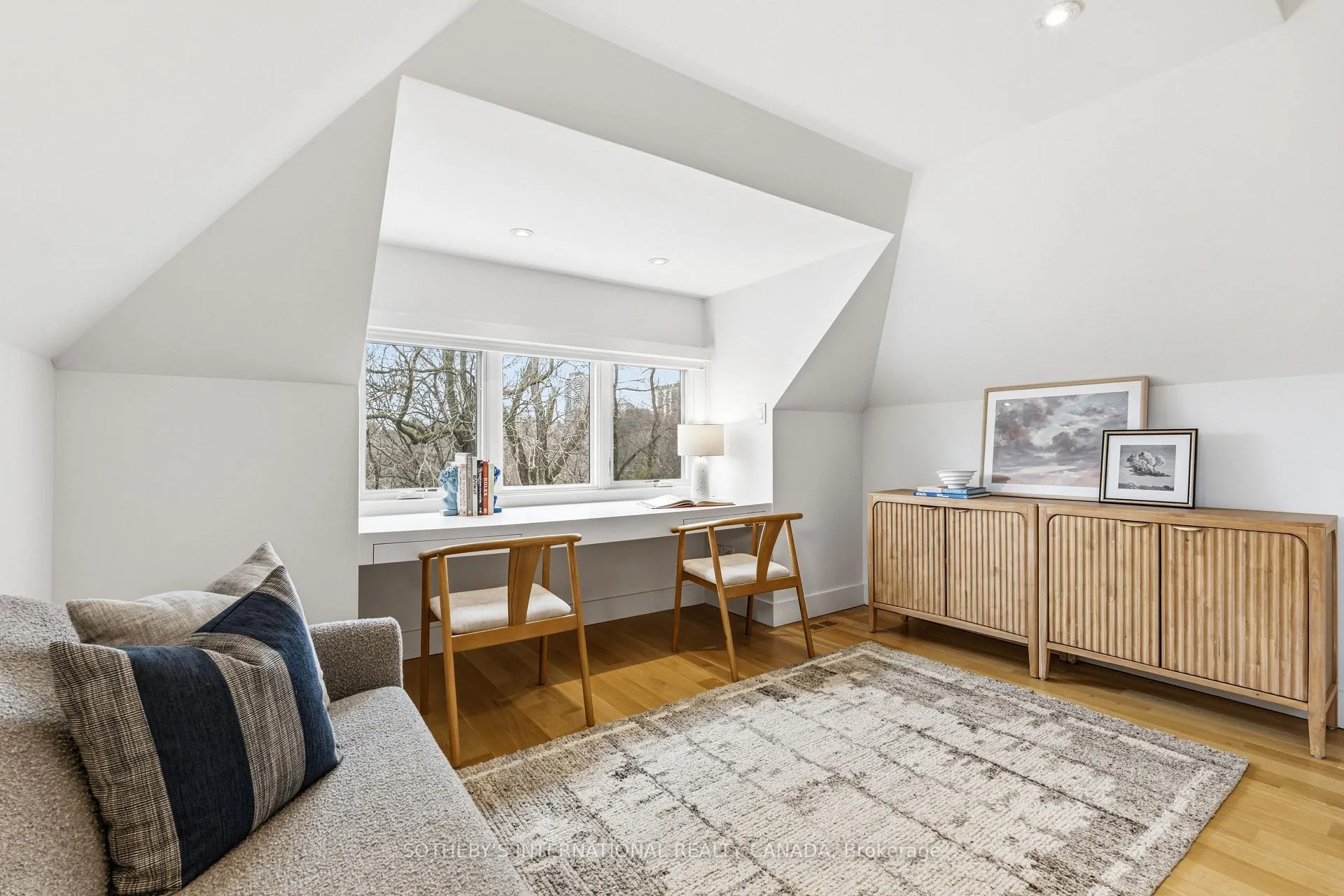 Photo 17 of 12 Highland Crescent, Toronto, Rosedale-Moore Park — HOMEH