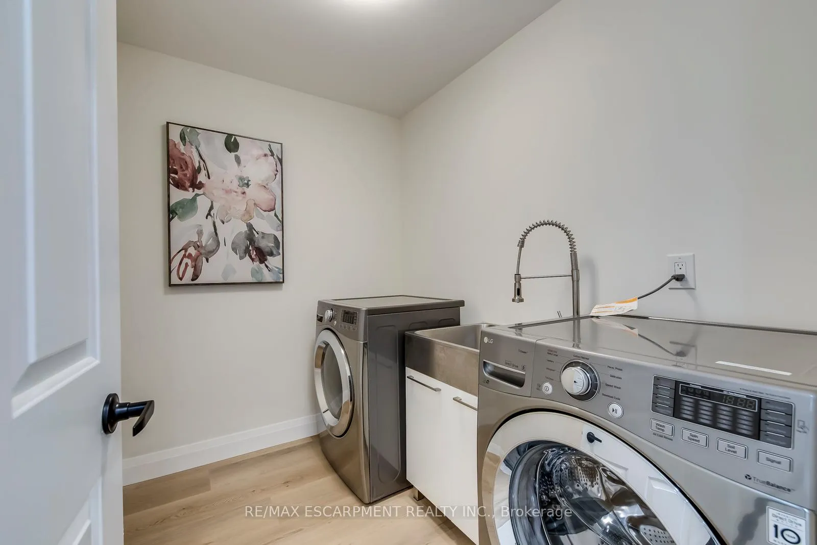 Photo 17 of 3184 Renton Road, Burlington, Headon — HOMEH