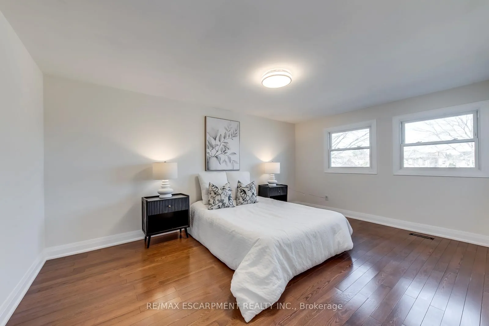 Photo 28 of 3184 Renton Road, Burlington, Headon — HOMEH