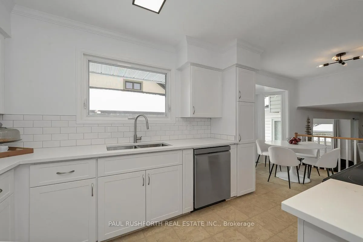 Photo 16 of 34 Beverly Street, Ottawa, Stittsville (Central) — HOMEH