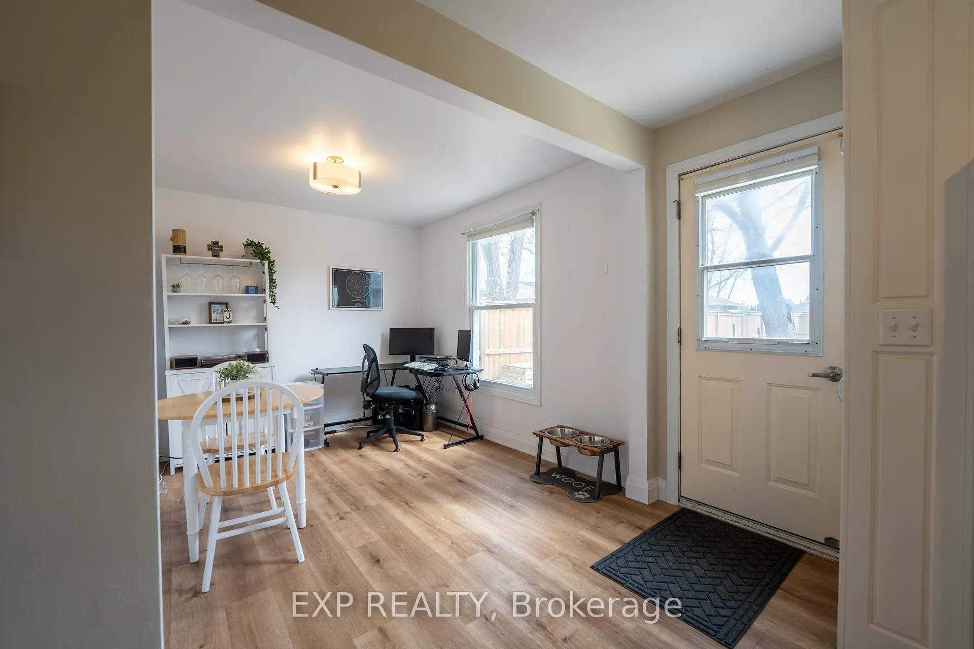 Photo 19 of 32 Alexandra Boulevard, St. Catharines, Secord Woods — HOMEH