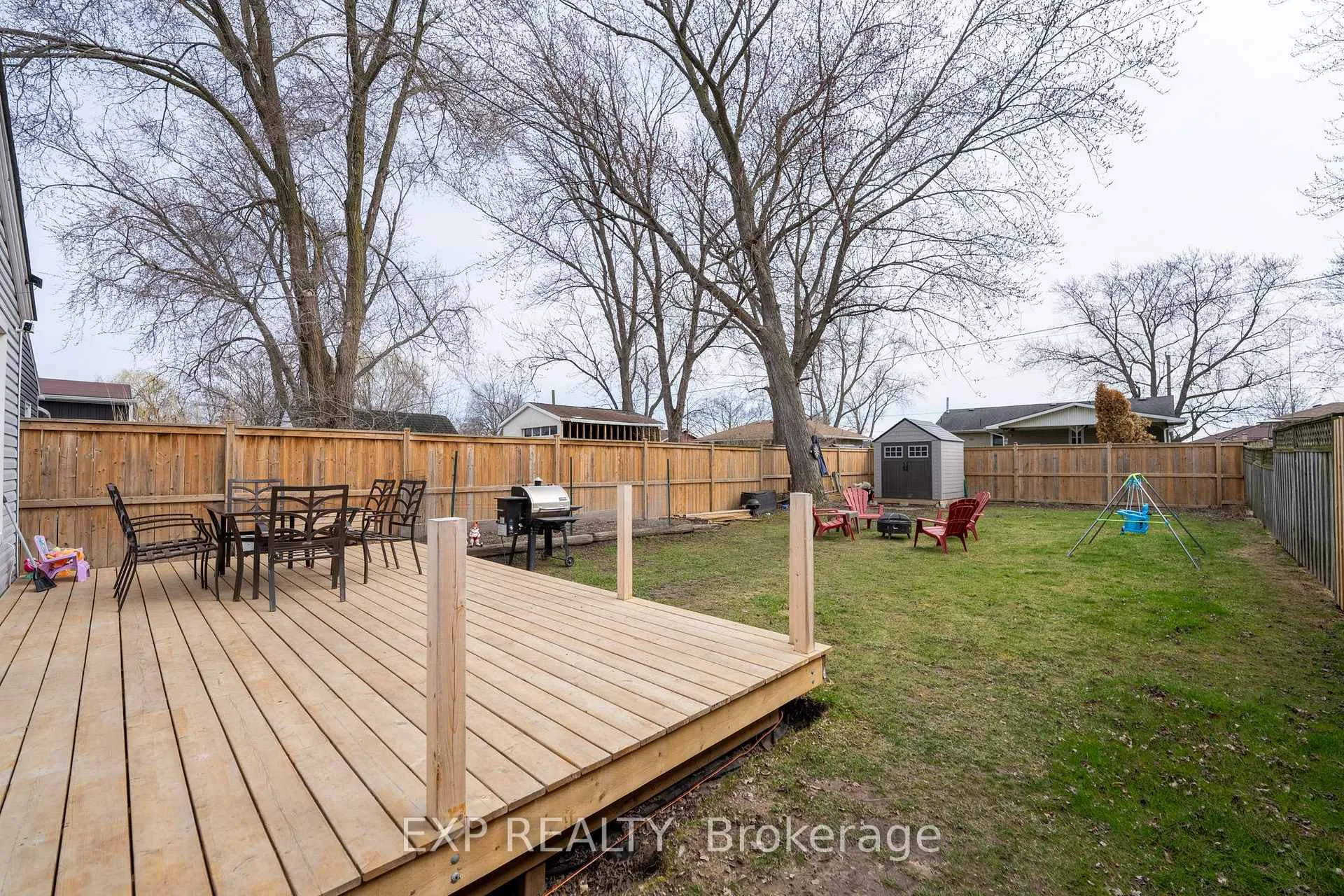 Photo 21 of 32 Alexandra Boulevard, St. Catharines, Secord Woods — HOMEH