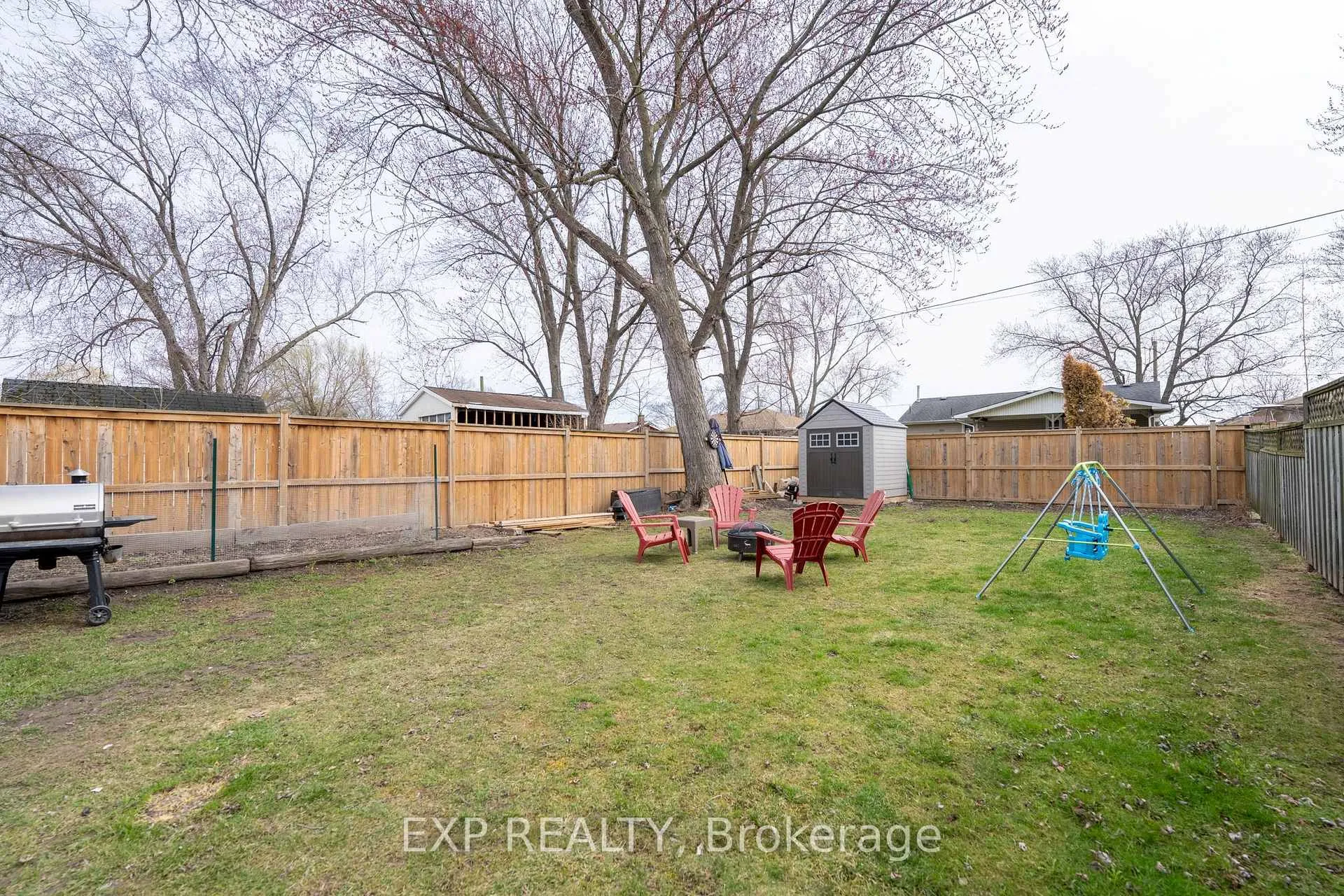 Photo 22 of 32 Alexandra Boulevard, St. Catharines, Secord Woods — HOMEH
