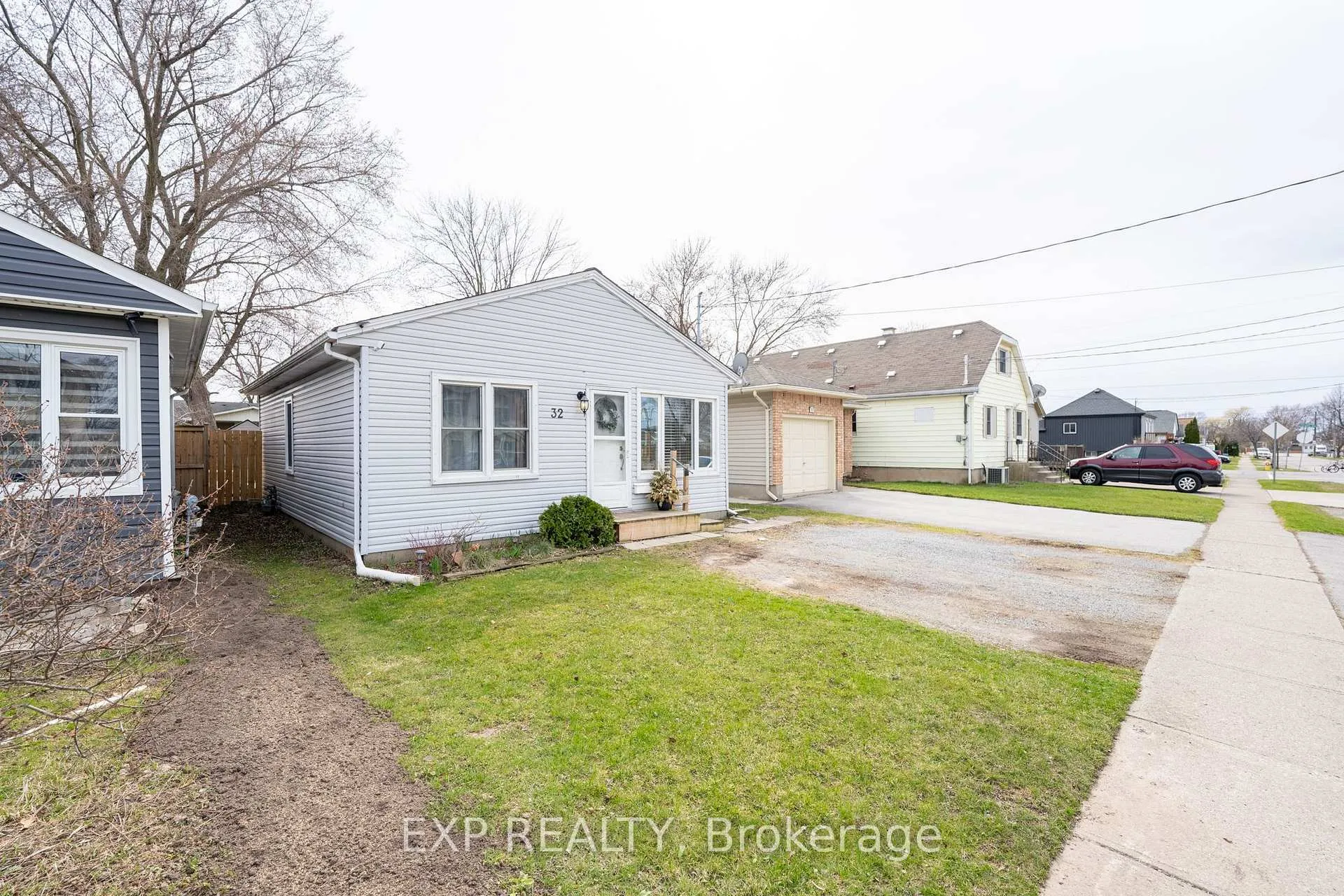 Photo 29 of 32 Alexandra Boulevard, St. Catharines, Secord Woods — HOMEH