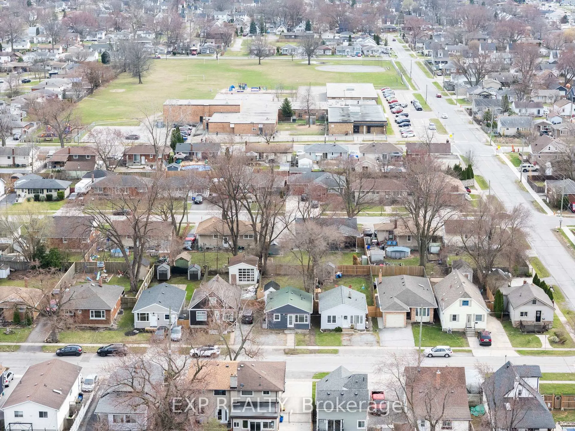 Photo 31 of 32 Alexandra Boulevard, St. Catharines, Secord Woods — HOMEH