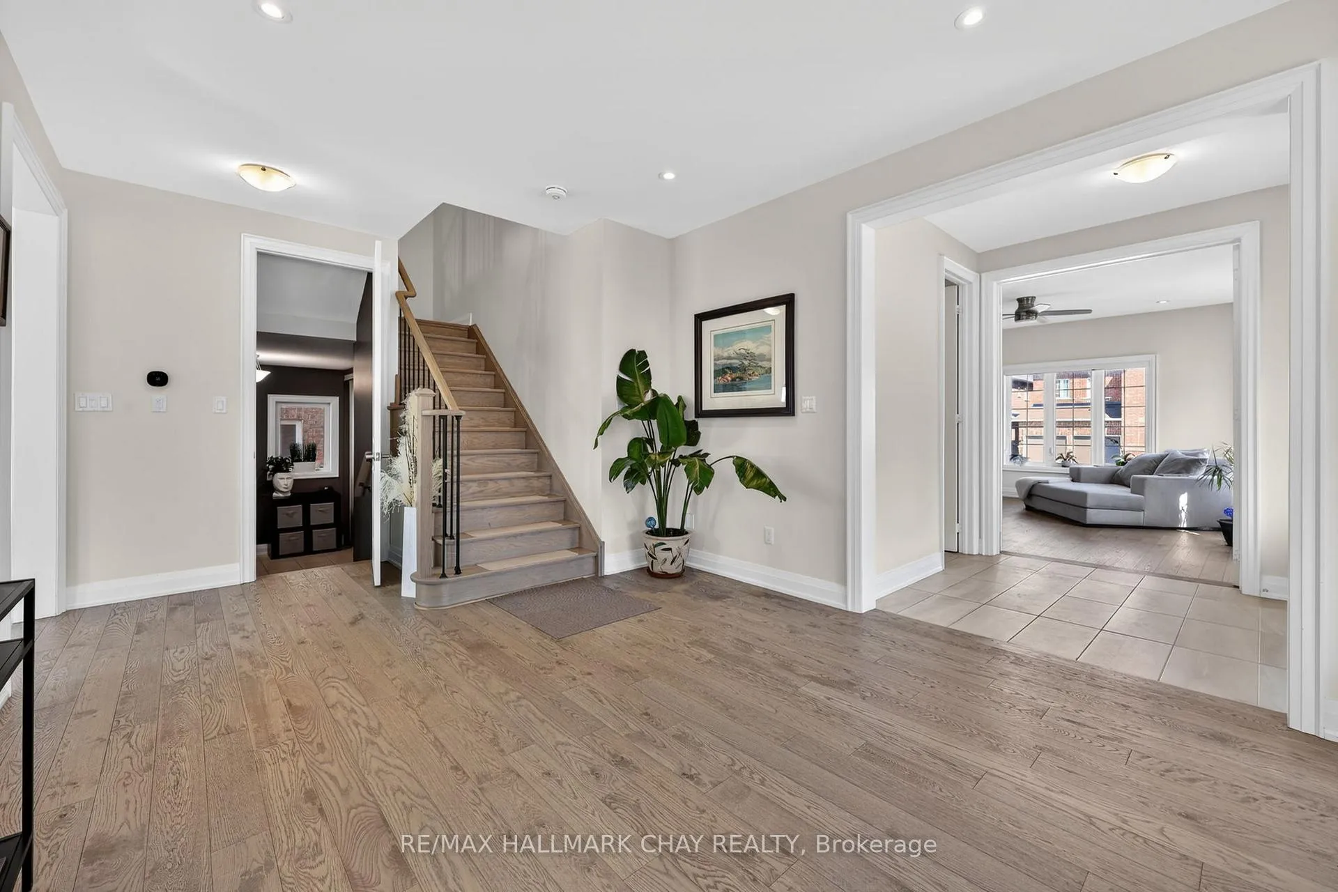 Photo 17 of 2 Cypress Point Street, Barrie, Holly — HOMEH
