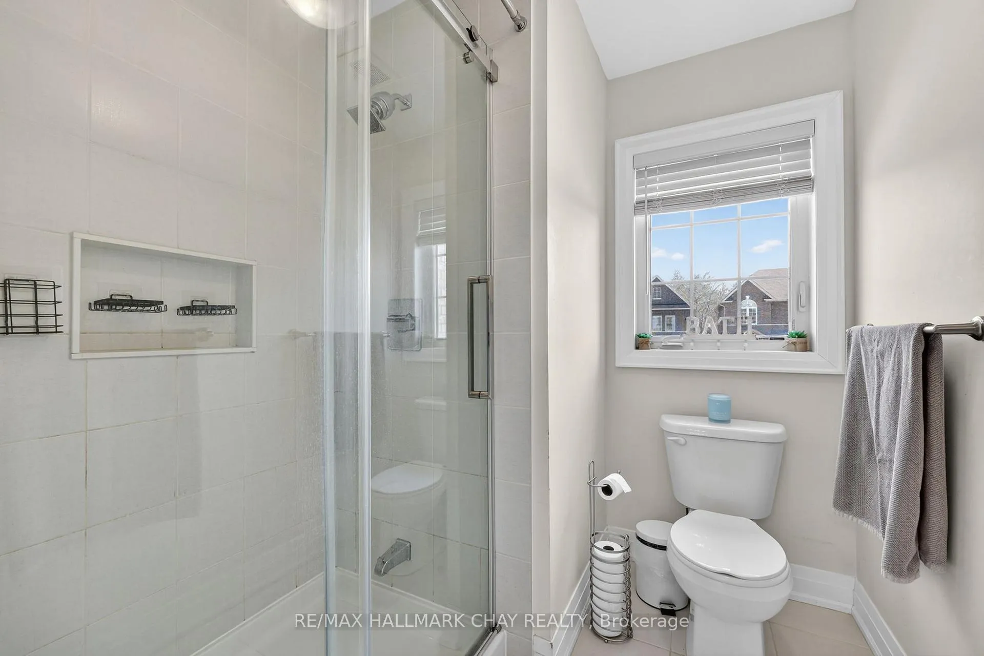 Photo 31 of 2 Cypress Point Street, Barrie, Holly — HOMEH