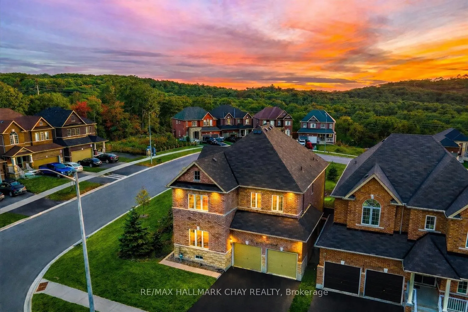 Photo 49 of 2 Cypress Point Street, Barrie, Holly — HOMEH